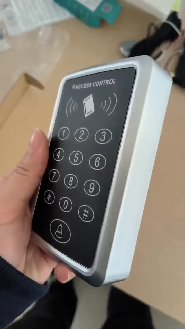 RFID access-control keypad for lift users